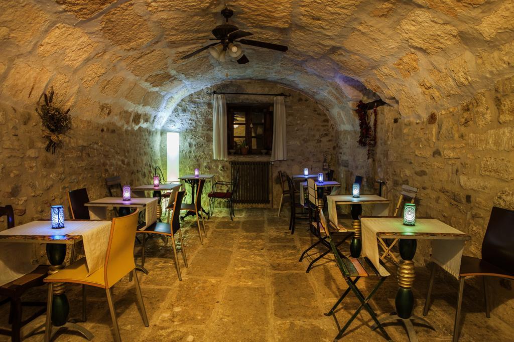 Mil Estrelles Villa Cornellá de Terri Dış mekan fotoğraf